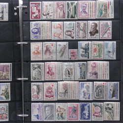 Lot de timbres de France - Monaco - Andorre - Europa neufs et oblitérés en un album.