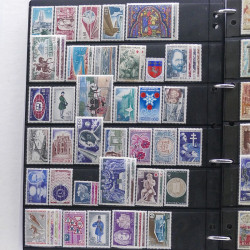 Lot de timbres de France - Monaco - Andorre - Europa neufs et oblitérés en un album.