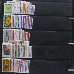 Lot de timbres de France - Monaco - Andorre - Europa neufs et oblitérés en un album.