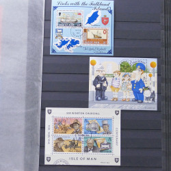 Lot de timbres d'Île de Man oblitérés en un album.