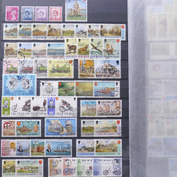 Lot de timbres d'Île de Man oblitérés en un album.