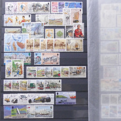 Lot de timbres d'Île de Man oblitérés en un album.