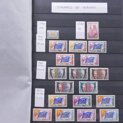 Collection timbres de service de France  neufs** 1946-2024 en un album.