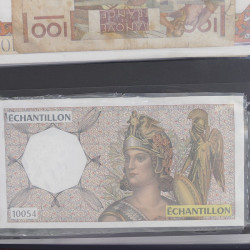 Lot de 15 billets de banque anciens de France en un album.