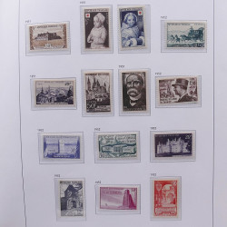 Collection timbres de France 1932-1955 neufs** en album DAVO.