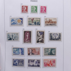 Collection timbres de France 1932-1955 neufs** en album DAVO.