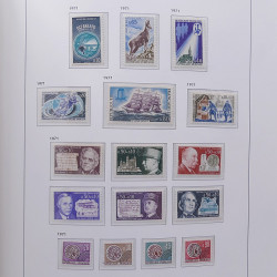 Collection timbres de France 1955-1978 neufs** en album DAVO.
