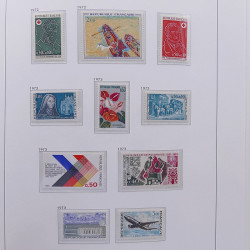 Collection timbres de France 1955-1978 neufs** en album DAVO.