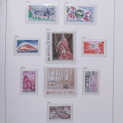 Collection timbres de France 1955-1978 neufs** en album DAVO.