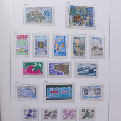 Collection timbres de France 1955-1978 neufs** en album DAVO.