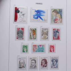 Collection timbres de France 1955-1978 neufs** en album DAVO.
