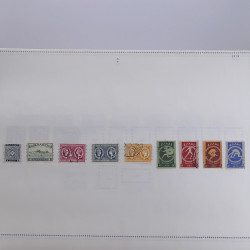 Lot massif de timbres de Grèce 1886-2001 oblitérés sur feuilles.