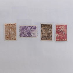 Lot massif de timbres de Grèce 1886-2001 oblitérés sur feuilles.