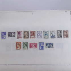 Lot massif de timbres de Grèce 1886-2001 oblitérés sur feuilles.