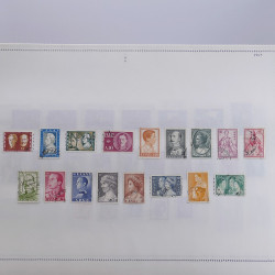 Lot massif de timbres de Grèce 1886-2001 oblitérés sur feuilles.