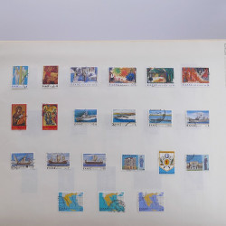 Lot massif de timbres de Grèce 1886-2001 oblitérés sur feuilles.