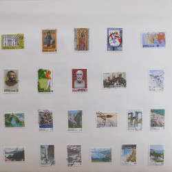 Lot massif de timbres de Grèce 1886-2001 oblitérés sur feuilles.