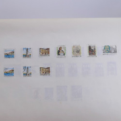 Lot massif de timbres de Grèce 1886-2001 oblitérés sur feuilles.