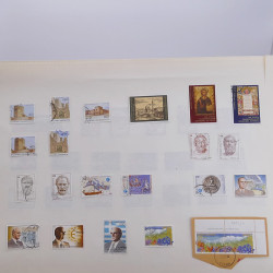 Lot massif de timbres de Grèce 1886-2001 oblitérés sur feuilles.