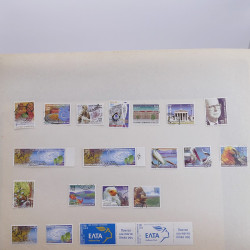 Lot massif de timbres de Grèce 1886-2001 oblitérés sur feuilles.