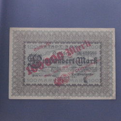 Lot de 100 billets de banque anciens d'Allemagne en un album.