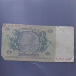 Lot de 100 billets de banque anciens d'Allemagne en un album.