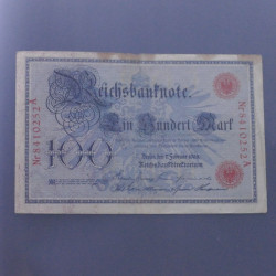 Lot de 100 billets de banque anciens d'Allemagne en un album.