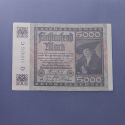 Lot de 100 billets de banque anciens d'Allemagne en un album.