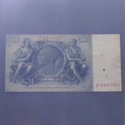 Lot de 100 billets de banque anciens d'Allemagne en un album.