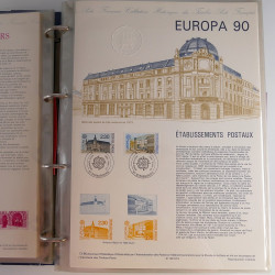 Collection documents premier jour de France 1990-1991 complet en un album.