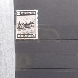 Lot de timbres d'Asie neufs et oblitérés en un album.