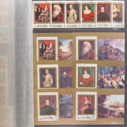 Lot de timbres d'Afrique neufs et oblitérés en un album.