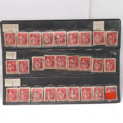 Vrac philatélique de timbres du monde neufs et oblitérés en un carton.