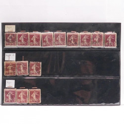 Vrac philatélique de timbres du monde neufs et oblitérés en un carton.