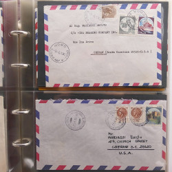 Vrac philatélique de timbres du monde neufs et oblitérés en un carton.