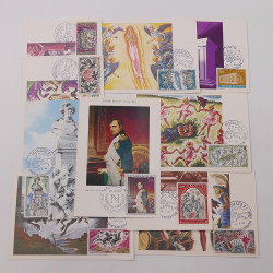 Vrac philatélique de timbres du monde neufs et oblitérés en un carton.