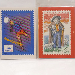 Lot d'entiers postaux et enveloppes prêt à poster France commémoratives en une boite.