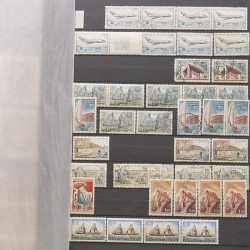 Lot de timbres de France 1963-1979 neufs et oblitérés en un album.