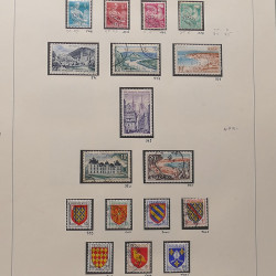 Collection timbres de France 1945-1960 oblitérés en album Safe.