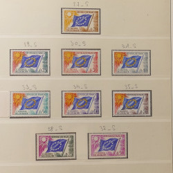 Collection timbres de France 1960-1974 neufs et oblitérés en album Lindner.