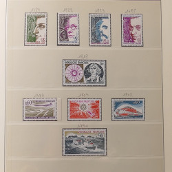 Collection timbres de France 1960-1974 neufs et oblitérés en album Lindner.