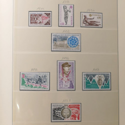 Collection timbres de France 1960-1974 neufs et oblitérés en album Lindner.