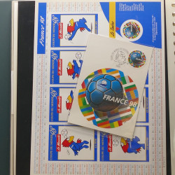 Collection entiers postaux de France 1997-2003 en album Lindner.