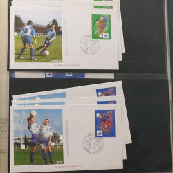 Collection entiers postaux de France 1992-1996 en album Lindner.