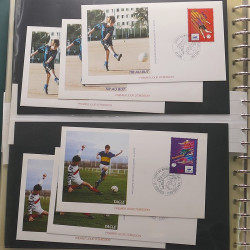 Collection entiers postaux de France 1992-1996 en album Lindner.