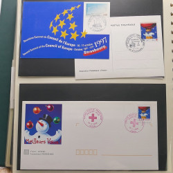 Collection entiers postaux de France 1992-1996 en album Lindner.