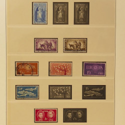 Collection timbres d'Irlande 1922-1980 oblitérés en album Lindner.