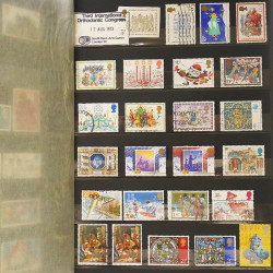 Vrac massif de timbres du monde neufs et oblitérés en un carton.