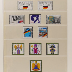 Vrac massif de timbres du monde neufs et oblitérés en un carton.