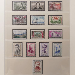 Collection timbres de France 1960-1971 neufs** en album Lindner.